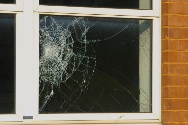 Cost of Window Crack Repair in Westminster